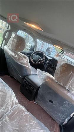 تۆیۆتا لاند کروزەر